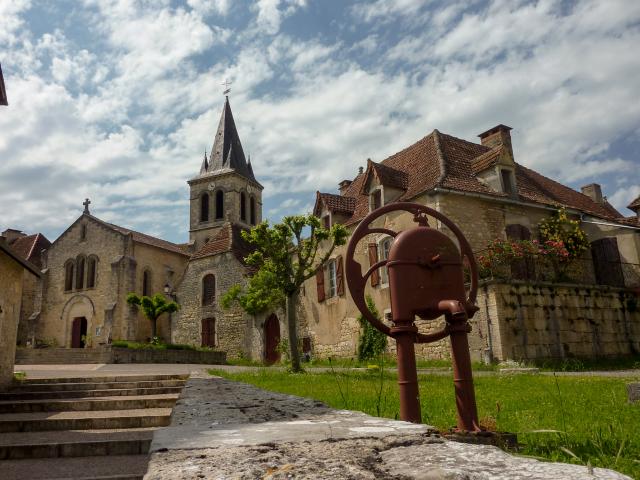 Espédaillac - Place de l'église