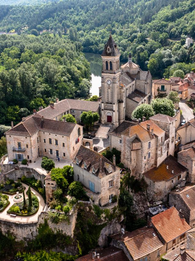 Vue drone du village d'Albas