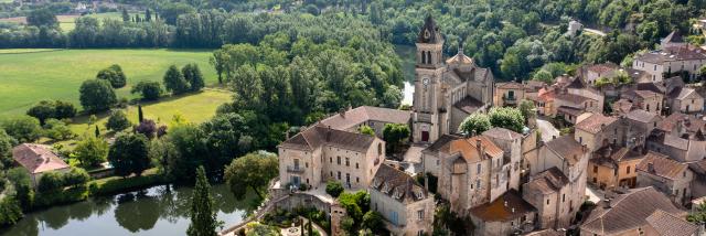 Vue drone du village d'Albas