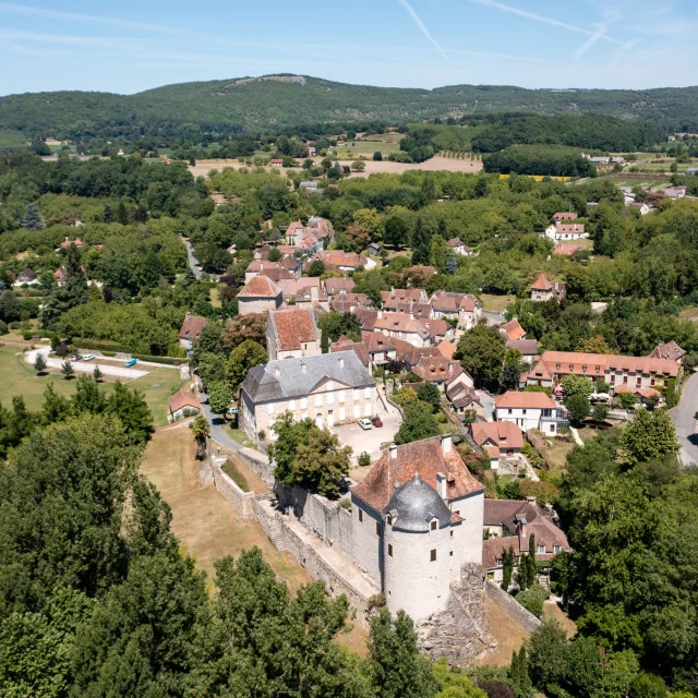 Vue drone du village de Creysse