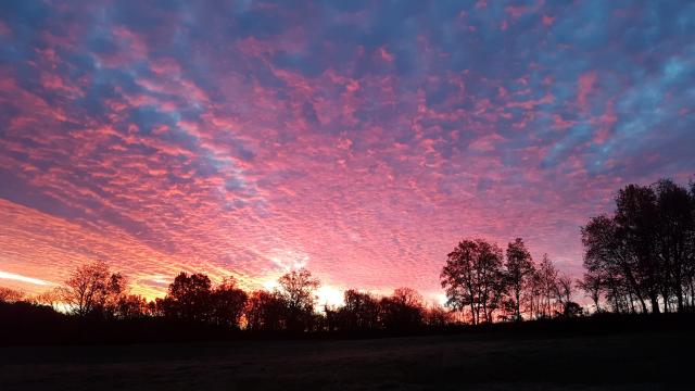 Ciel Du Matin Dans Le Lot