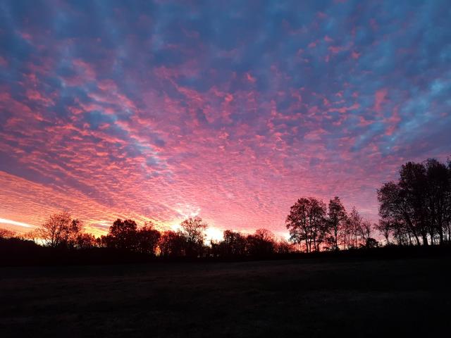 Ciel Du Matin Dans Le Lot