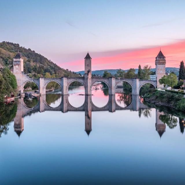 Lever de soleil sur le Pont Valentré