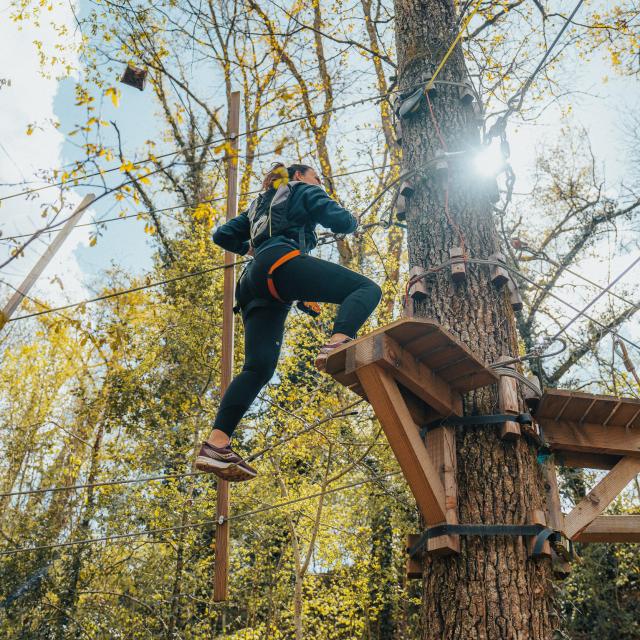 Accrobranche Au Bois Des Elfes © Maxime Audouard Lot Tourisme 20230415 151923