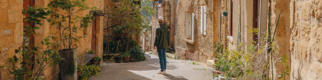 Balade Dans Les Ruelles De Gourdon © Maxime Audouard Lot Tourisme 20230415 111358