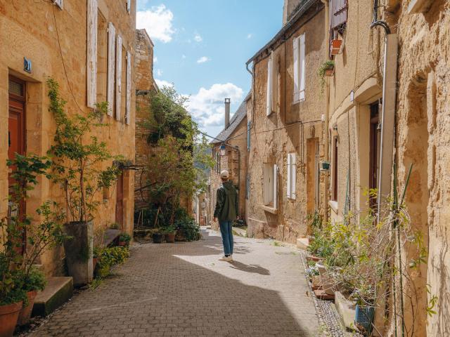 Balade Dans Les Ruelles De Gourdon © Maxime Audouard Lot Tourisme 20230415 111358