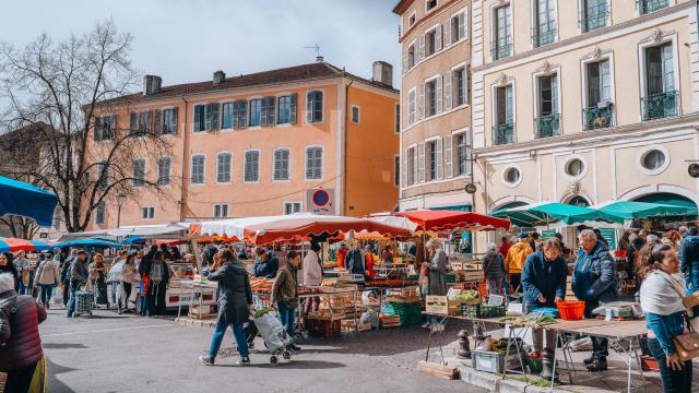 Marché De Cahors © © Maxime Audouard Lot Tourisme 20230401 113616