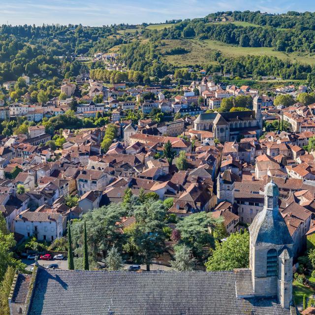 Vue Aérienne De L'église Notre Dame Du Puy À Figeac © Christophe Bouthé Agence Vent D'autan 20190916 174902