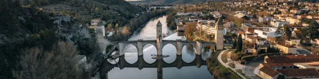 Vue aérienne du Pont Valentré