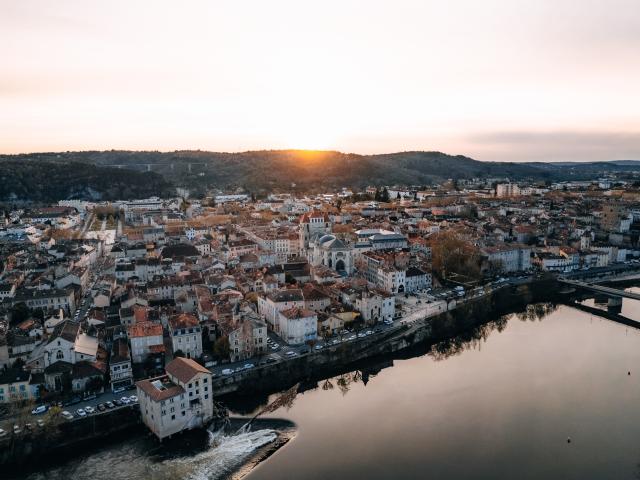 Vue aérienne sur la vieille ville de Cahors