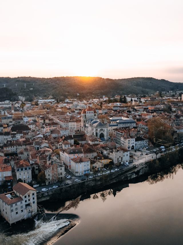 Vue aérienne sur la vieille ville de Cahors