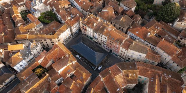 Vue aérienne du coeur de Figeac