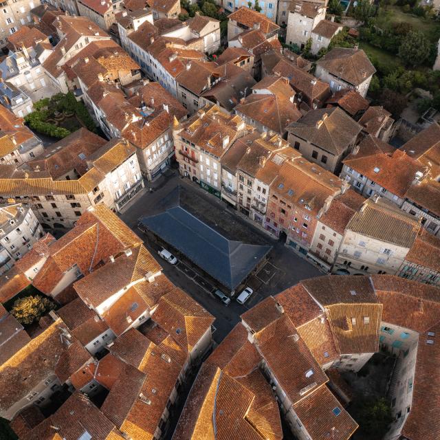 Vue aérienne du coeur de Figeac