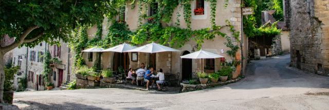 Façade de l'Hôtel-restaurant du Sombral