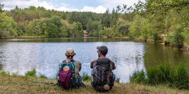 Halte au plan d'eau des Sagnes à Cardaillac - GR6