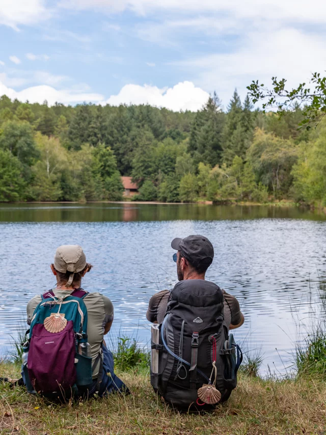 Halte au plan d'eau des Sagnes à Cardaillac - GR6