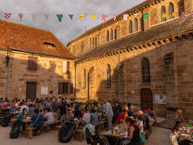 Marché gourmand à Lacapelle-Marival