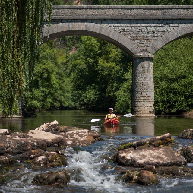 Baignade dans le Célé à Saint-Sulpice