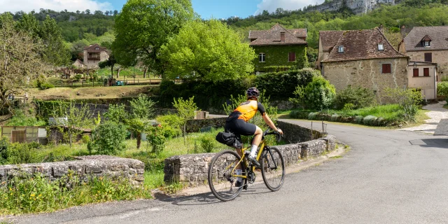 Traversée d'Autoire à vélo