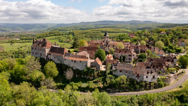 Vue aérienne de Loubressac