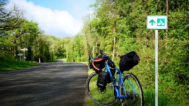 Sur La Veloroute Vallee Du Lot Laurene Philippot