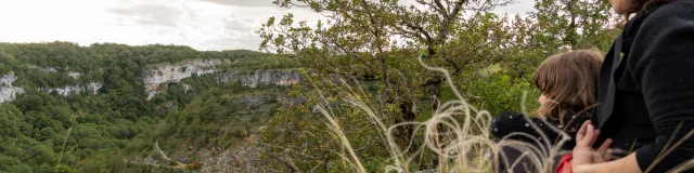 Decouverte de la vue sur le canyon de l'Alzou