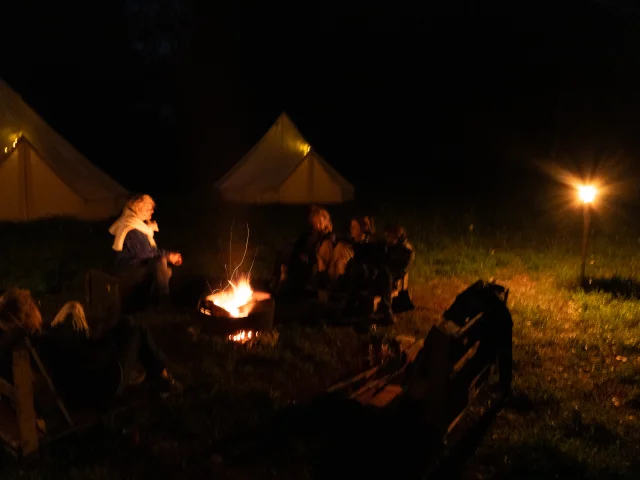 Soirée nomade au coin du feu