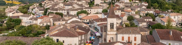 Vue drone du village de Montcuq