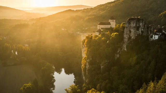 Lever du jour sur Saint-Cirq-Lapopie