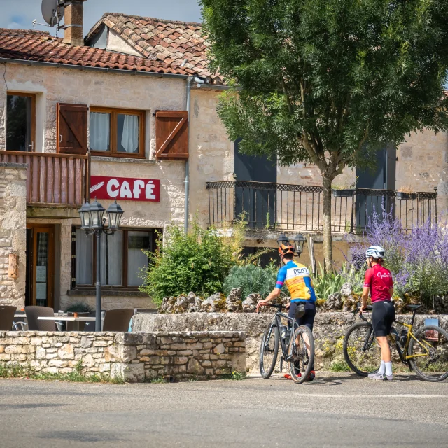 Vélo gravel à Vaylats