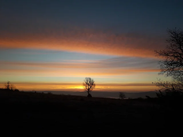 Lever de soleil sur la vallée du Célé